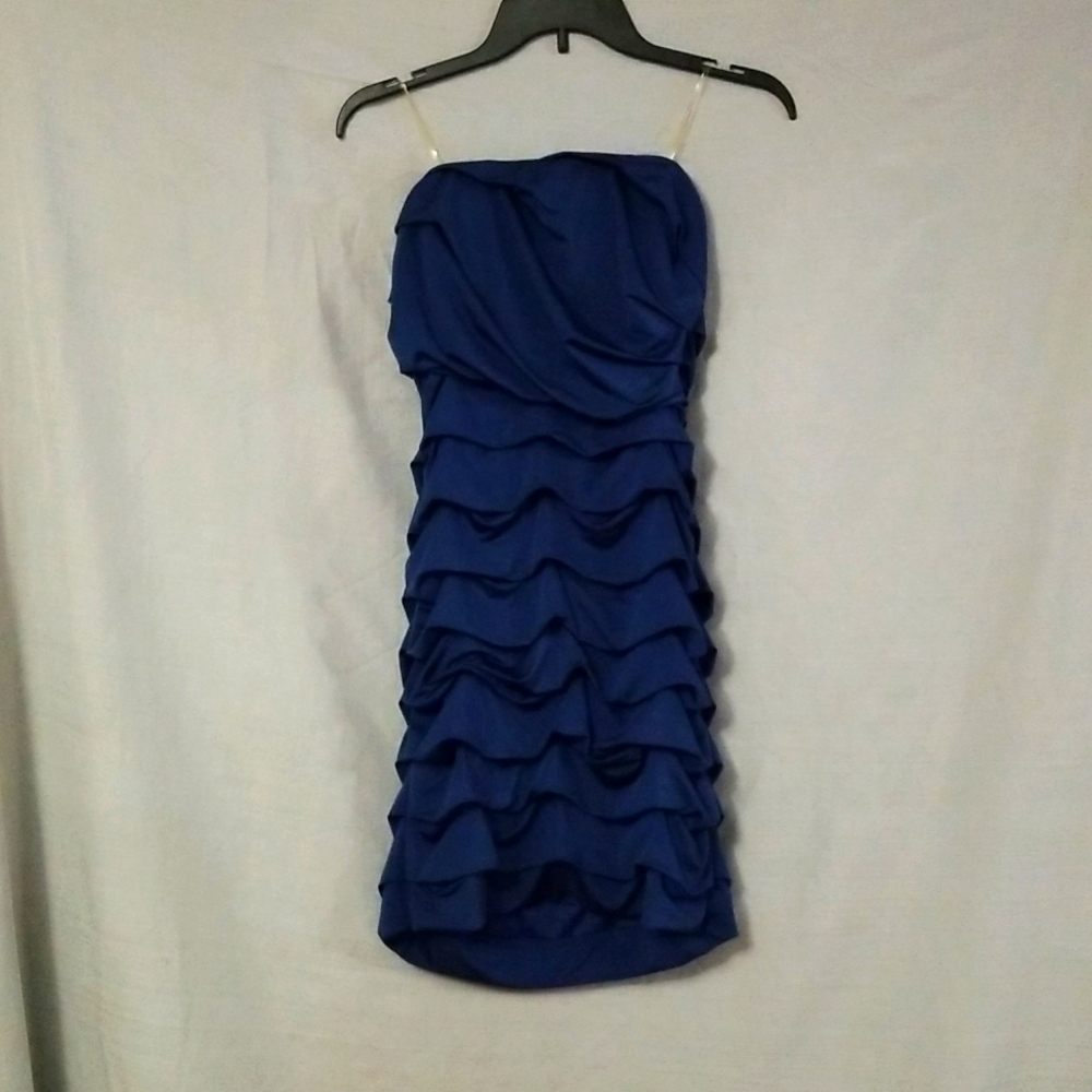 Semi formal dess